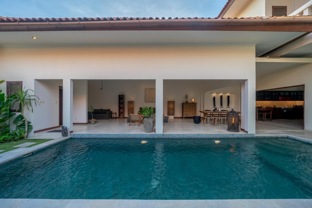 Amandaru Villa By Rpm Legian Eksteriør billede